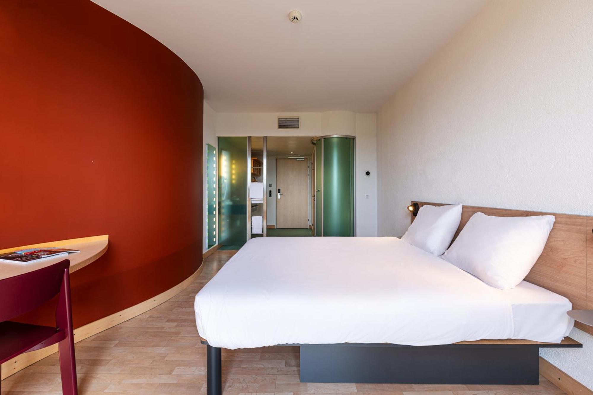 B&B Hotel Lully 3 Lakes Estavayer-le-lac Buitenkant foto