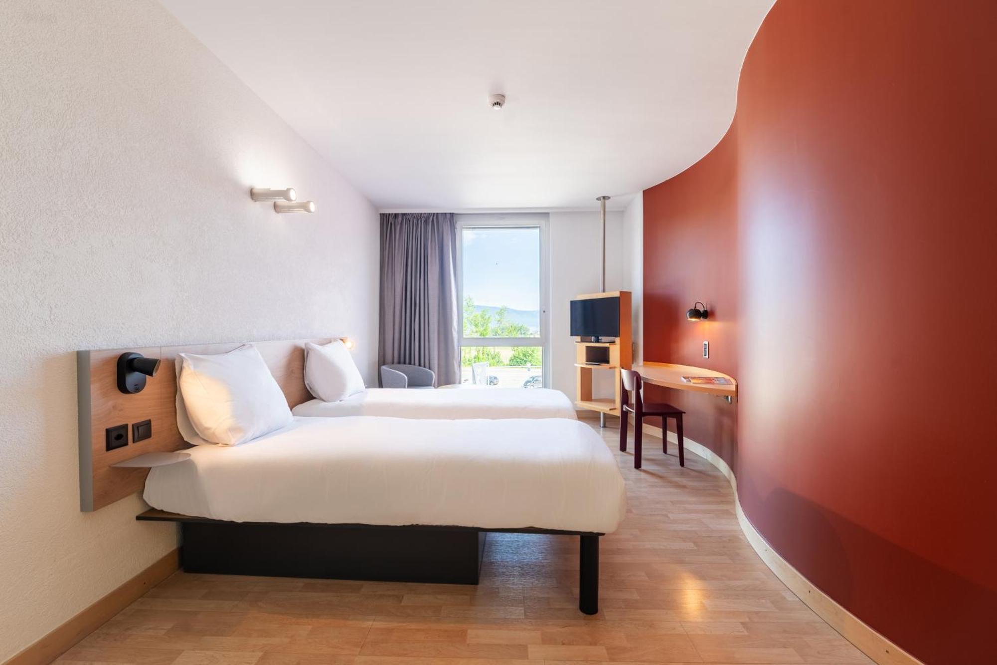 B&B Hotel Lully 3 Lakes Estavayer-le-lac Buitenkant foto