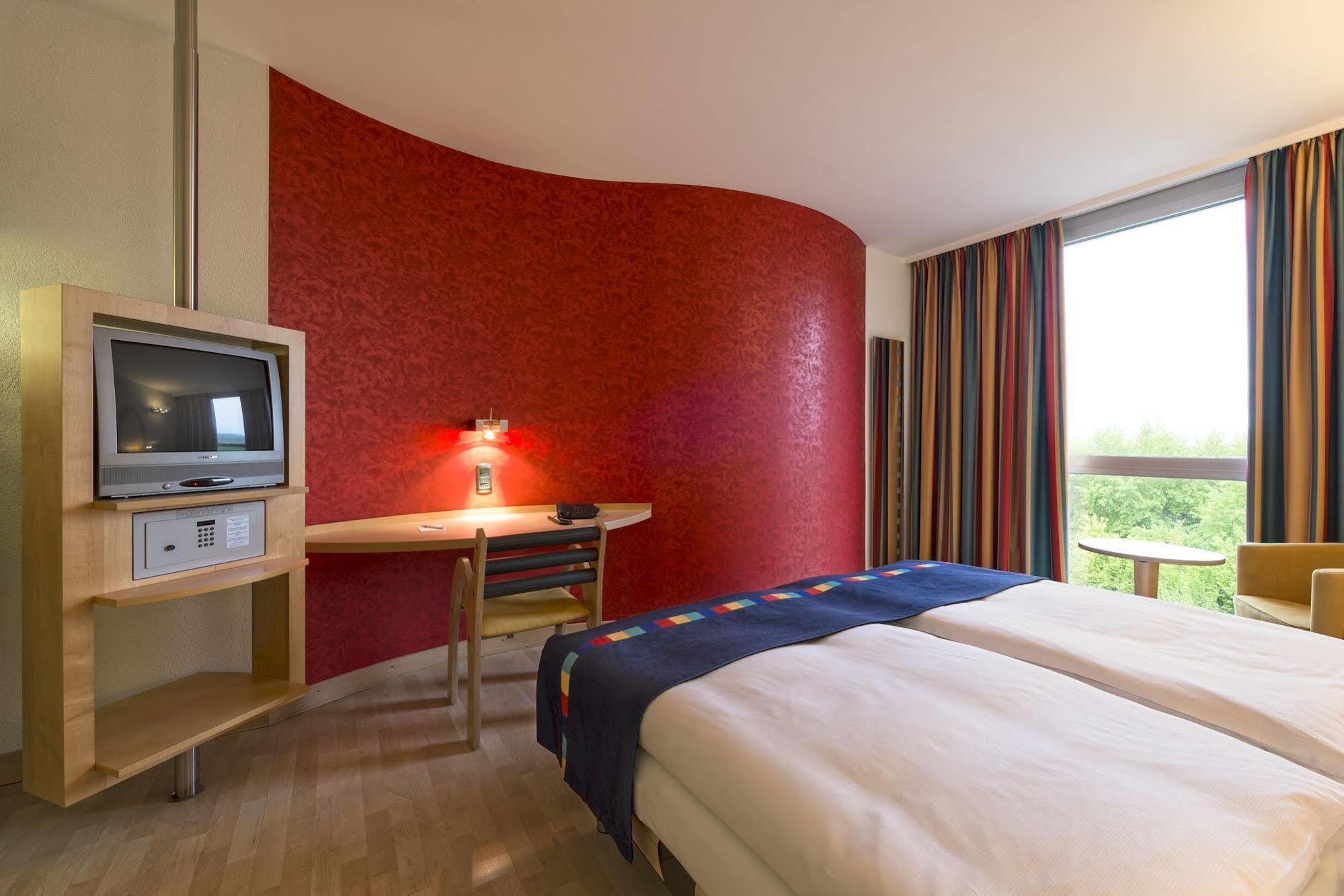 B&B Hotel Lully 3 Lakes Estavayer-le-lac Buitenkant foto