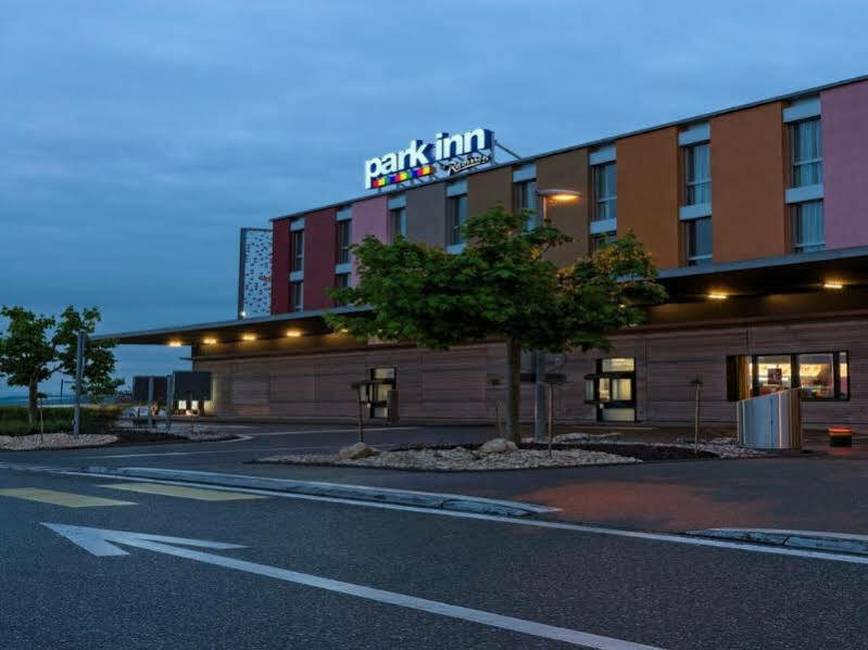 B&B Hotel Lully 3 Lakes Estavayer-le-lac Buitenkant foto